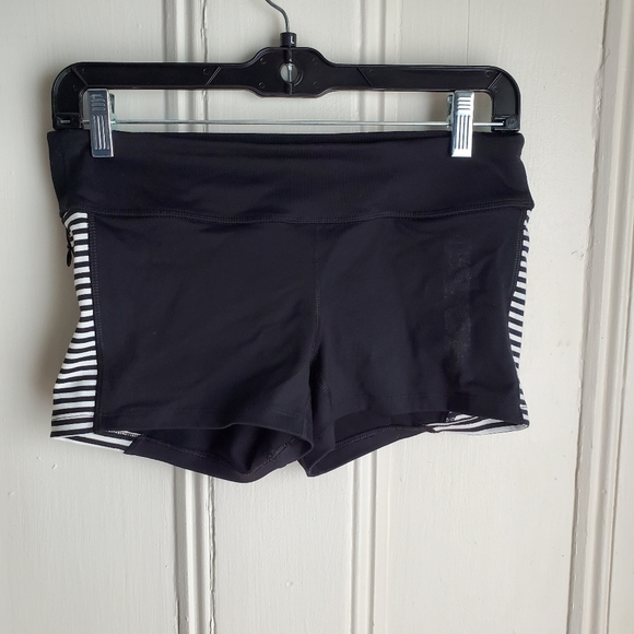 Shorts - Picture 2 of 2